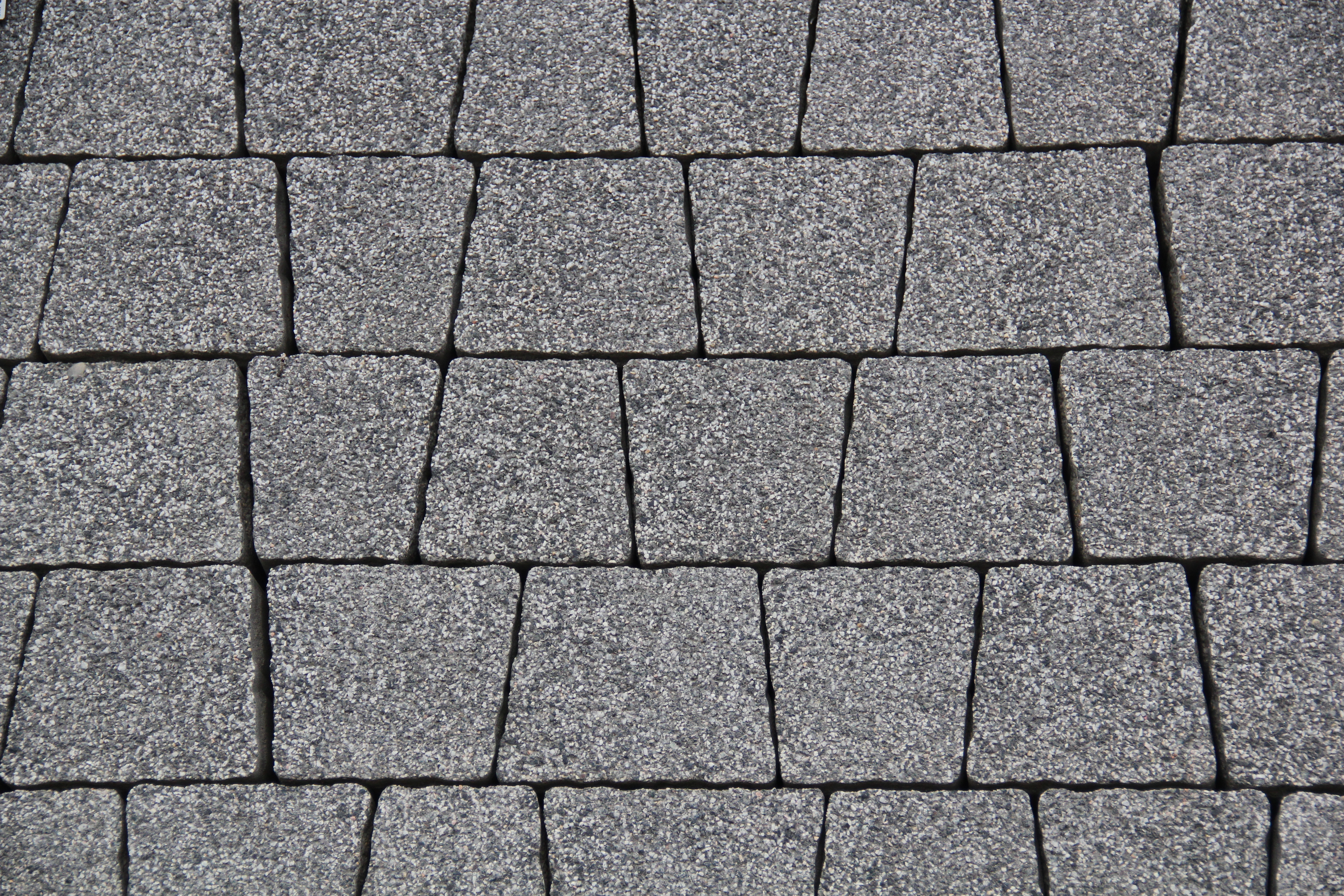 Granit duży